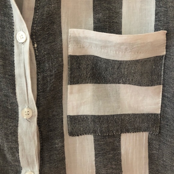 Striped button-up - Picture 3 of 5